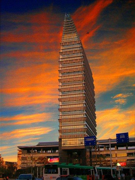 昆明市五華區(qū)政府大樓 http://zyswsm.com/ 