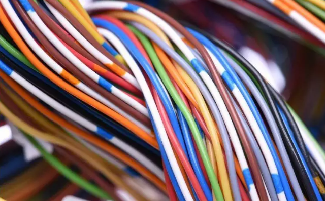 不同顏色的導線