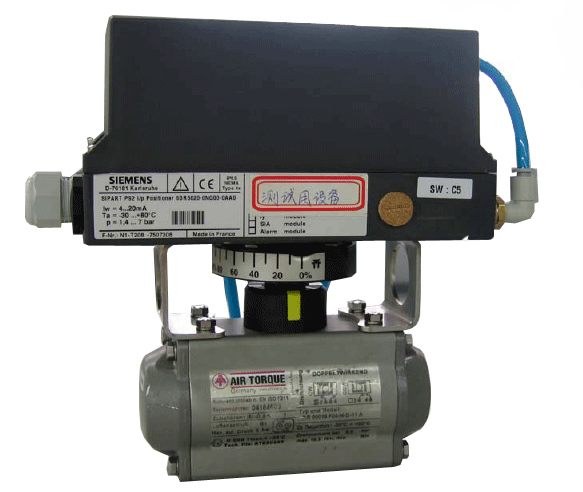 安裝好閥門(mén)定位器的氣動(dòng)執(zhí)行機(jī)構(gòu)整體圖