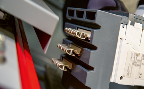 ABB的ReliaGear插入式設(shè)計(jì) ABB的ReliaGear插入式設(shè)計(jì)