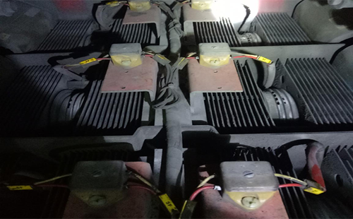 現場維修中更換模塊是個大工程 現場維修中更換模塊是個大工程